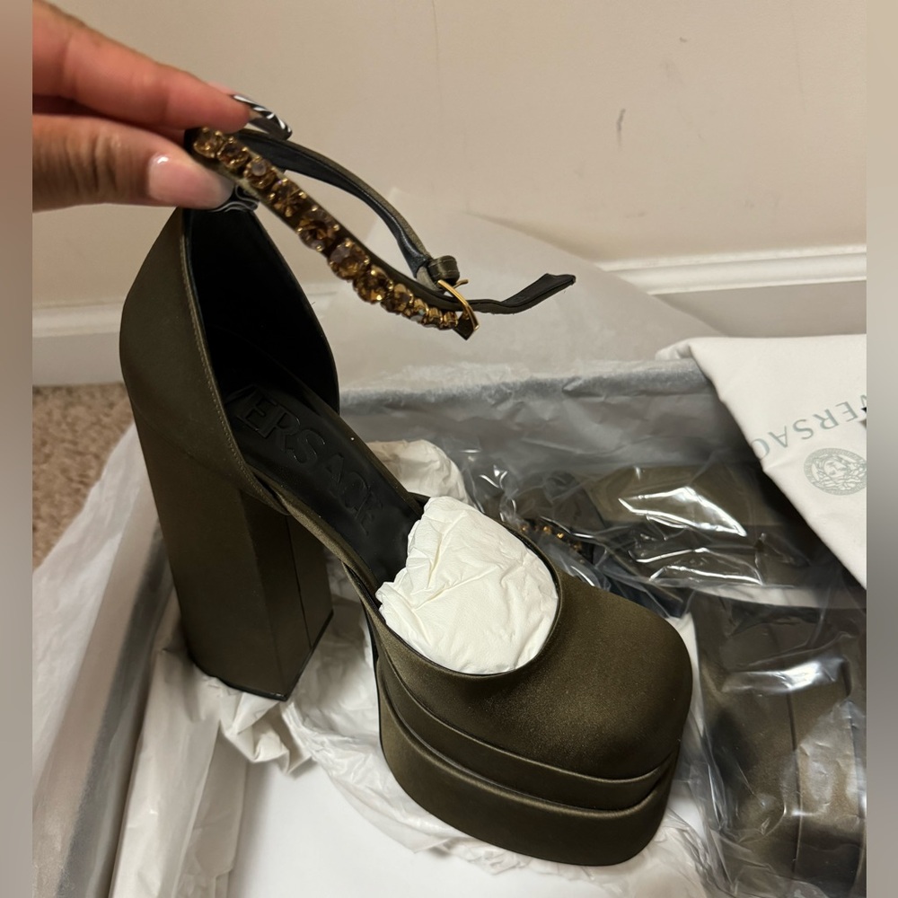 VERSACE PLATFORM GREEN SATIN.
